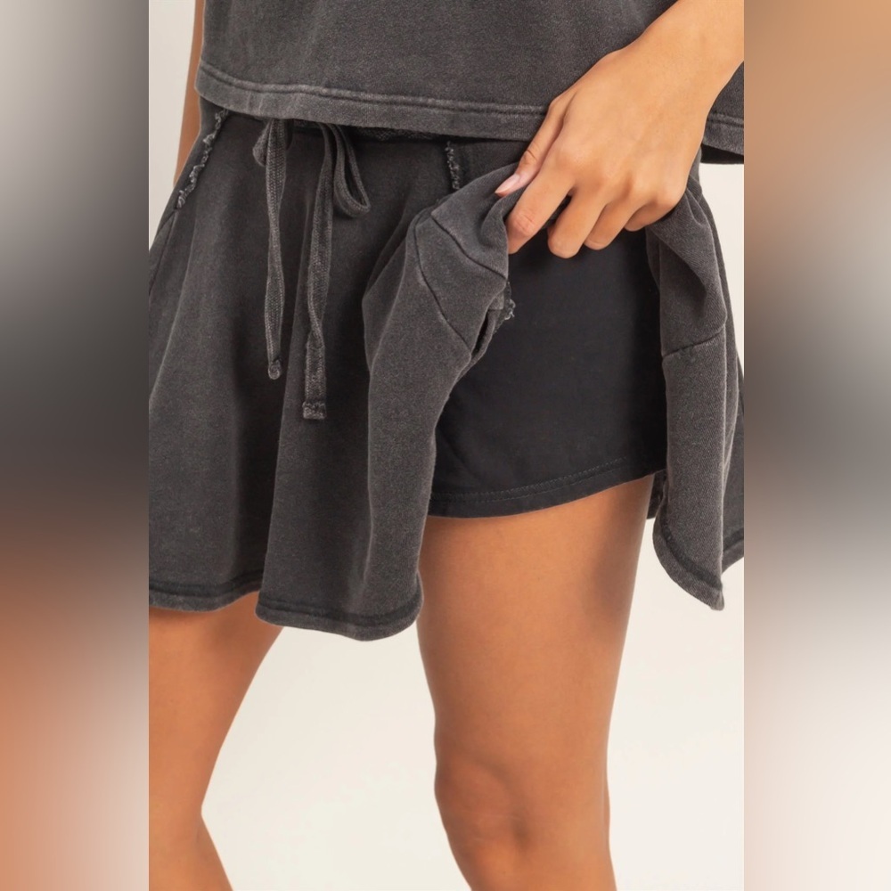 NWT Acid Washed Drawstring Waist Mini Skirt Shorts Skort Black - Picture 8 of 8